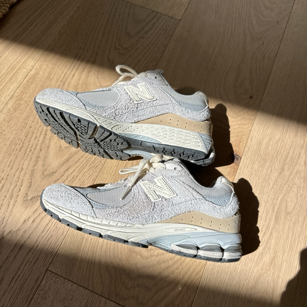 New Balance 2002r “Rain Cloud Angora”